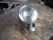 Lampa przednia
