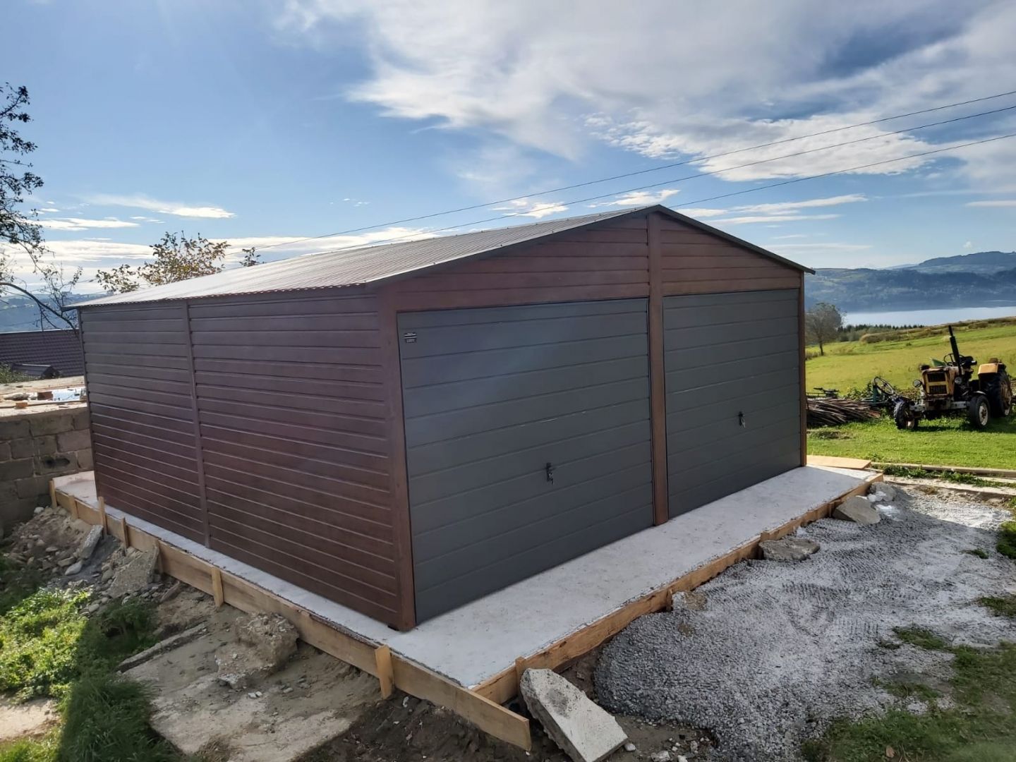 Garaże drewnopodobne, AKRYLOWE  - Na wymiar  - Zdjęcie 1