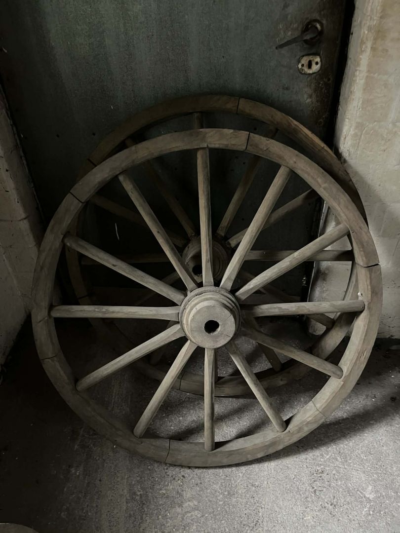 Sprzedam koła drewniane Miedźno - Zdjęcie 1