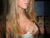 Zostałam sama, wpadniesz?