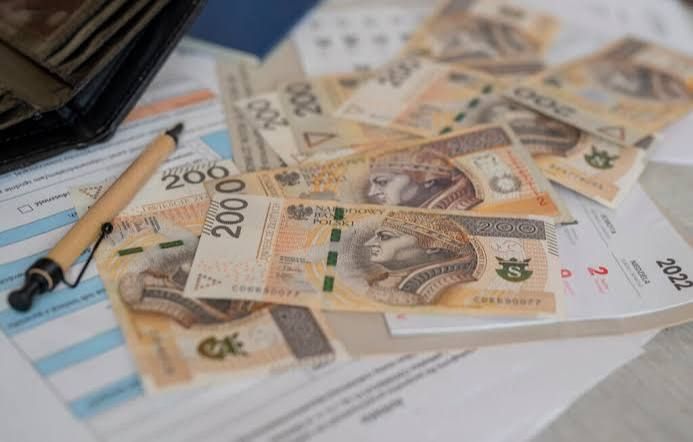 Pożyczka dla osób zadłużonych, bez BAZ Częstochowa - Zdjęcie 1
